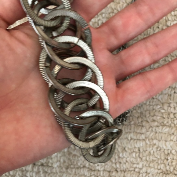 Vintage silver circle loop collar necklace - Picture 6 of 7